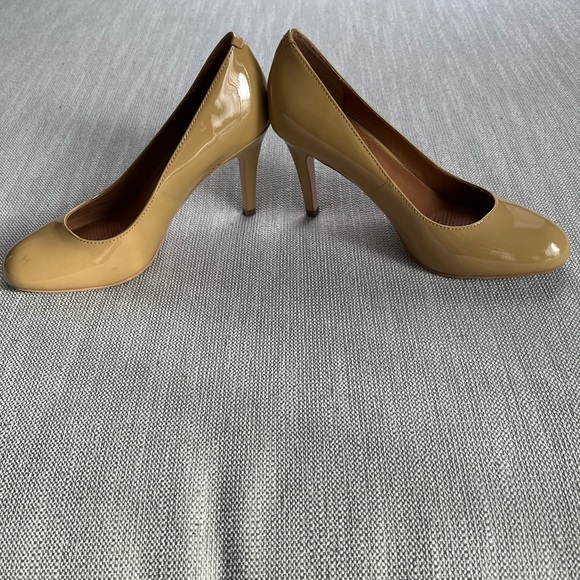 NWT Corso Como Patent Leather Pumps - Picture 5 of 12
